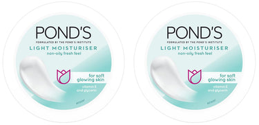 POND's Light Face Moisturizer 200 ml, Daily Lightweight Non-Oily Cream with Vitamin E for Soft Glowing Skin, SPF 15 - With Vitamin C & Niacinamide (Pack of 2)